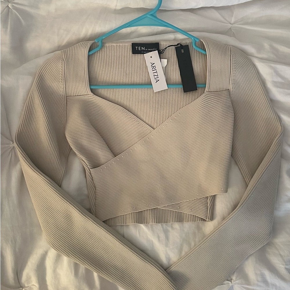 BRAND NEW Aritzia Beige Ribbed Wrap Top